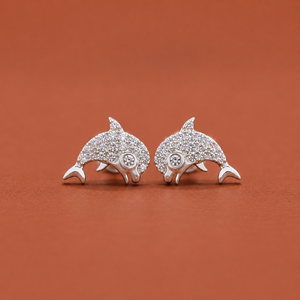 Boucles d'oreilles en argent sterling 925 avec moissanite en forme de dauphin et diamant moissanite étincelant - Product Image 1
