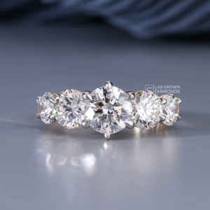 Anillo de Moissanita de Corte Redondo de Lujo para Mujer, Plata de Ley S925, Joyería de Compromiso y Boda, Chapado en Oro Amarillo, 4.12ct, 7 Piedras - Product Image 2