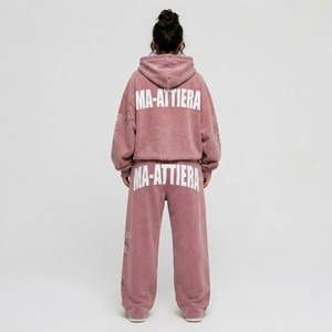 Ensemble survêtement personnalisé pour femme, sweat à capuche rose surdimensionné avec strass et pantalon de survêtement large, OEM ODM Vente en gros - Product Image 2