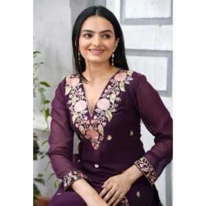 Conjunto de traje de Georgette para mujer de diseñador con bordado de secuencia Trabajo bordado elegante - Product Image 4