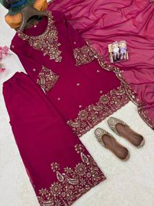 Ensemble de vêtements traditionnels indiens et pakistanais pour femmes, couleur marron, brodé, longueur cheville, avec travail au fil d'or - Product Image 4