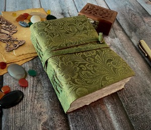 Journal de voyage en cuir fait main avec reliure cousue, couverture souple A5, 80 feuilles de papier vintage à bords festonnés, carnet vierge - Product Image 5