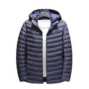 เสื้อแจ็คเก็ตพัฟเฟอร์สำหรับฤดูหนาวยูนิเซ็กซ์ Stonefield Manufacturing ผลิตจากไนลอน 100% กันน้ำ กันลม แบบกลับด้านได้ เป็นมิตรกับสิ่งแวดล้อม พร้อมระบบทำความร้อน - Product Image 2