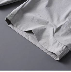 Shorts cargo pour homme, taille élastique, séchage rapide, décontractés, couleur unie, tissu Oxford, polyester - Product Image 3