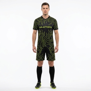 Conjunto de Uniforme de Fútbol Personalizado con Patrón de Circuito Verde Neón Negro, Camiseta de Manga Corta y Pantalones Cortos, Ropa Deportiva para Equipo - Product Image 1