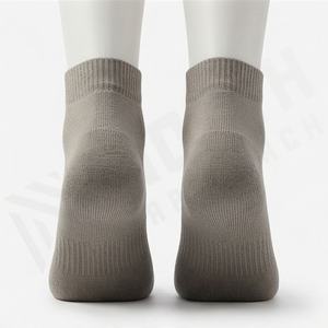 Chaussettes de sport en coton antidérapantes pour femmes, couleur personnalisée, respirantes, performance athlétique, entraînement en salle de sport, fitness, confort, douces, équipement de sport - Product Image 2