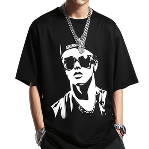 Camiseta gráfica negra para hombre con estampado de retrato de rapero audaz, estilo oversize, para moda hip hop, informal, de verano. - Product Image 4