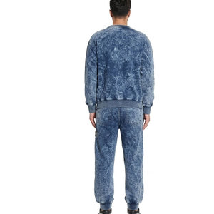 ชุดวอร์มผู้ชายแบบย้อมสีเอซิด พร้อมเสื้อสเวตเชิ้ตและกางเกงขายาว ผ้าเนื้อนุ่ม ใส่สบาย เหมาะสำหรับใส่ในชีวิตประจำวันและสไตล์ลำลอง - Product Image 3