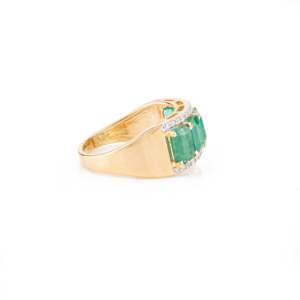 18K Yellow Gold Five Stone Emerald Eternity Wedding Band Ring for Women - Product Image 5