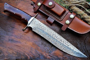 Couteau Bowie à lame fixe en acier Damas OEM personnalisé, manche en bois, artisanal, pour activités de plein air, bushcraft, vente en gros, survie, par A&M Enterprise - Product Image 1