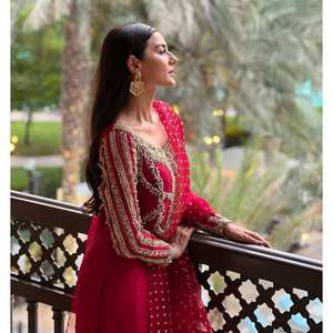 Conjunto de Top y fondo de mujer de diseñador con Dupatta para ropa de fiesta - Product Image 4