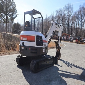 Achetez une mini-excavatrice Bobcat E42 d'occasion, haute qualité, excellent état, moteur à chenilles, pompe haute performance, livraison rapide - Product Image 3