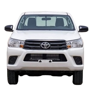 Toyota Hilux 4.0L V6 Gasolina Doble Cabina 4x4 VX Automática Modelo 2025 Negro Volante a la Izquierda - Product Image 1