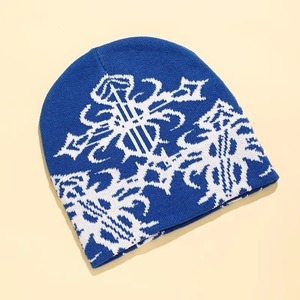 Gorro Unisex de Calidad Profesional, Tejido Acrílico de Alto Gramaje, Fabricación de Marca Privada - Product Image 2