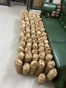 EUTECH Ben Tre Vietnam Bols en Coque de Noix de Coco 100% Biologiques Écologiques Vintage Marron Naturel Diamètre 13cm Profondeur 6cm Pour la Maison - Product Image 4