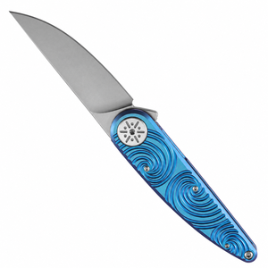 Couteaux pliants bleu argenté avec lame argentée satinée, motif en spirale bleu vif, manche en métal, pivot décoratif et portables et compacts - Product Image 1