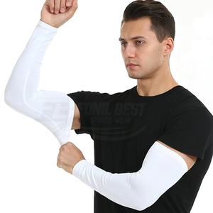 Mangas de compresión transpirables con protección UV personalizadas para deportes, baloncesto, fútbol, ciclismo, unisex - Product Image 1