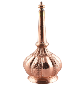 Aspersor de cobre martillado a mano con secciones acanaladas y lobuladas para rituales de iglesias y templos. Disponible a precios de mayorista - Product Image 1