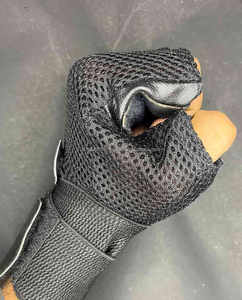 Gants de frappe très demandés jambières de sport respirantes personnalisées protège-jambes d'entraînement de protection en cours d'exécution couleur rouge - Product Image 3
