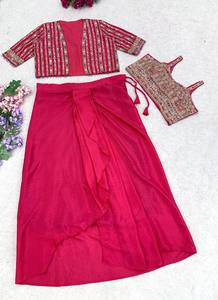 Women <b>RED</b> Embroidered Ethnic Dress Set With Floor-Length Skirt And <b>Crop</b> <b>Top</b> Traditional Party Wear India Pakistan Style - Product Image 5