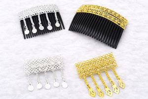 Peineta de Pelo Vintage Chapada en Oro Hecha a Mano, Ecológica, Impermeable, Elegante y Moderna, con Diseño de Flores y Mini Piedras Rojas, para Novias - Product Image 3