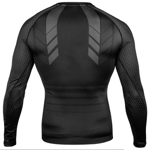 Rashguard sur mesure de haute qualité pour hommes, respirant, séchage rapide, en Spandex/Polyester, coupe classique, idéal pour le jogging et les activités aquatiques en automne - Product Image 4