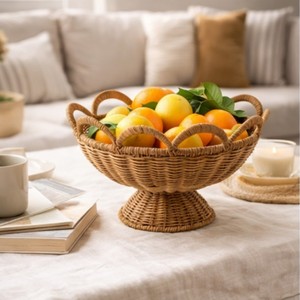 Grand saladier décoratif en rotin festonné sur pied, panier à fruits tressé sur piétement pour cuisine et salle à manger, vente en gros - Product Image 4