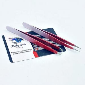 Pinzas para cejas especiales de Navidad de acero inoxidable sólido con etiqueta personalizada, revestimiento en polvo blanco y rojo, marca LUCKY LASH TOOLS - Product Image 1