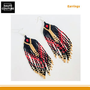 Pendientes de borlas con cuentas y puntas doradas de calidad premium y lujo, hechos a mano y bordados a mano, para mujer, de proveedor indio. - Product Image 3