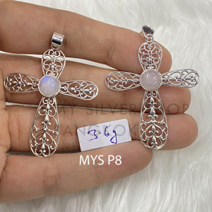 Colgante de Labradorita Natural Rara al por Mayor con Diseño Bohemio Plateado, Joyería a Granel para Niñas Disponible a Precio Razonable - Product Image 1