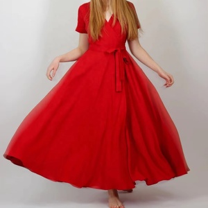 Nouvelle Arrivée Robe Longue en Coton Col V Manches Courtes Écologique Respirante Silhouette Évasée Robe Portefeuille pour Invitée de Mariage et Soirée - Product Image 1