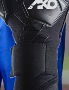 ถุงมือผู้รักษาประตูฟุตบอลเยาวชนคุณภาพสูงแบบกำหนดเอง ทำจากยางลาเท็กซ์ ป้องกันน้ำ ระบายอากาศได้ดี กันลื่น แบบผูกเชือก พร้อม Ako - Product Image 4