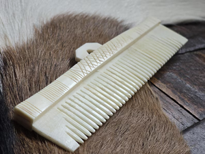 Peine de hueso vikingo: Peine para el cabello medieval hecho a mano por blossom craft india - Product Image 5