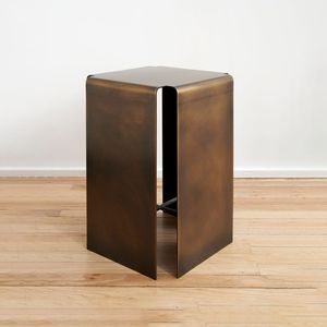Table d'appoint en aluminium de haute qualité, artisanat de qualité supérieure, meuble d'appoint en métal, table ottoman pour hôtel, maison, salon, laiton - Product Image 1