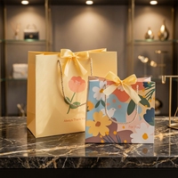Sac en papier rigide fait main 2026, vente chaude, réutilisable, imprimé sur mesure, emballage épais pour montres, pour chaîne de magasins aux États-Unis