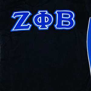 เสื้อยืด Zeta Phi Beta สีดำพรีเมียม ปักลายตัวอักษรกรีกสีน้ำเงิน เสื้อยืดผู้หญิง ผ้าเนื้อนุ่ม สวมใส่สบาย ทันสมัย - Product Image 6