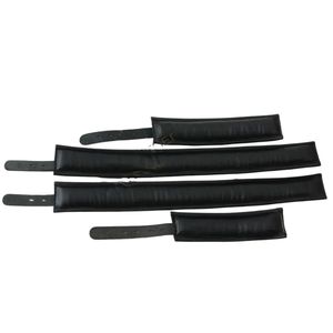 Menottes en cuir noir avec rembourrage et verrous pour une retenue sécurisée - Product Image 3