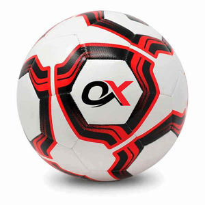 Ballon de football Oxva Industries en cuir premium, cousu à la machine, avec rétention d'air, pour clubs, écoles et tournois officiels - Product Image 1