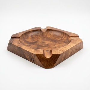 Cendrier carré de luxe en bois massif de noyer, fait main, pour table, accessoires de fumeur, cadeau vintage, vente en gros - Product Image 1