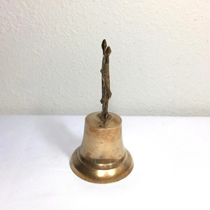กระดิ่งทองเหลืองโบราณ Royal Brass Bell B2B ดีไซน์วินเทจ กระดิ่งทองเหลืองคุณภาพพรีเมียม สำหรับตกแต่งเรือ บ้าน ประตู นอกบ้าน วัด และสวน - Product Image 4