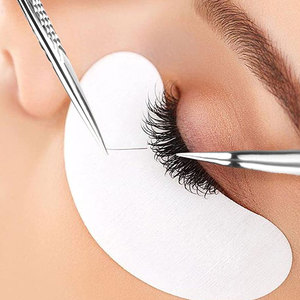 Pinzas de Extensión de Pestañas Antiestáticas de Grado Profesional, Punta de Fibra, Agarre Antideslizante, Acero Inoxidable, Volumen Personalizable - Product Image 4