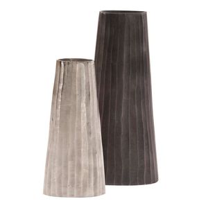 Vintage Inspired Metal Flower Vase Handmade Decorative Accent For Elegant Dining Room Floral Display - Product Image 2