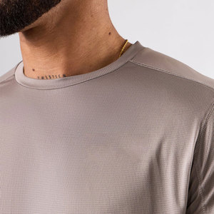 Camiseta de Cuello Redondo Elástica y Lisa de 250 Gsm para Hombre, Corte Ajustado, Tejido Transpirable para Verano - Product Image 5