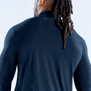 T-shirts de compression athlétiques ultimes pour hommes, tissu respirant à séchage rapide pour les entraînements de haute intensité et la course à pied sur longue distance - Product Image 4