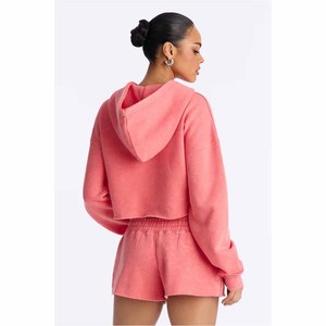 Conjunto de dos piezas casual de top corto con capucha de forro polar rosa y shorts para mujer, ajuste holgado, color liso, tejido de punto, ideal para primavera y verano. - Product Image 2