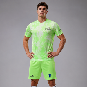Ensemble de football pour hommes, maillot et short de football vert néon, tenue d'équipe pour l'entraînement et les matchs - Product Image 1