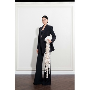 Blazer de Oficina para Mujer Más Vendido, Blazer Esculpido de Doble Botonadura ODM, Corte Relajado, Cuello con Muescas, Blazer Formal para Mujer, Vietnam - Product Image 1