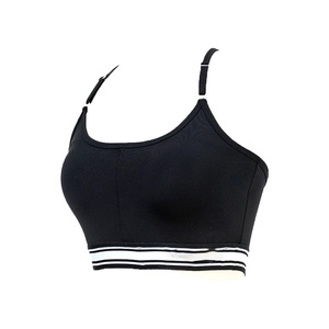 Soutien-gorge de sport pour femme, simple, à maintien élevé, respirant, séchage rapide, écologique, bretelles réglables à l'avant, coussinets amovibles, col en U - Product Image 1