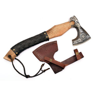 Burraq Custom Hache Tomahawk à lame barbelée de 17 pouces, lame en acier inoxydable, manche en bois de rose, fabriquée à la main, pour l'extérieur, le bricolage, l'industrie, le camping et les activités papa - Product Image 1