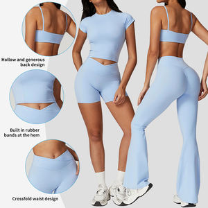Ensemble de yoga pour femmes, haut court à bretelles spaghetti couleur crème, leggings taille haute longueur intégrale, ensemble 2 pièces sans couture - Product Image 1